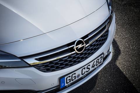 Entspannt und sicher: Der neue adaptive Geschwindigkeitsregler im Opel Astra