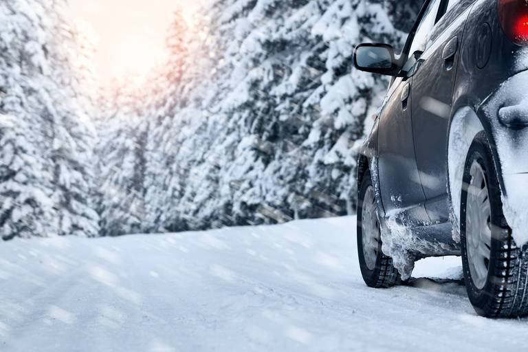 Mit Allrad sicher auf Schnee unterwegs