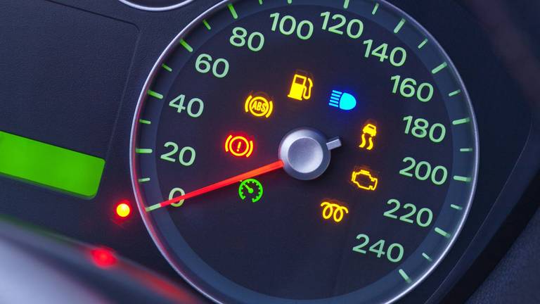 Teure Defekte drohen: Diese Warnleuchten im Auto sollten Sie unbedingt ernst nehmen