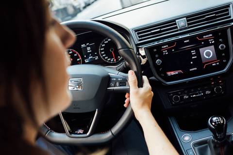 Sprachsteuerung im Auto: Seat bindet Alexa ein