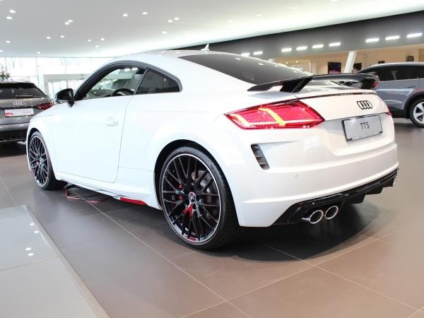 Audi TTS