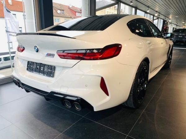 BMW M8