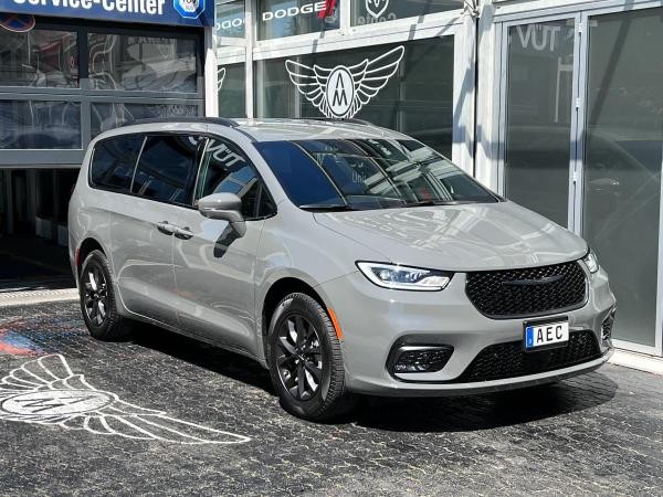 Chrysler Pacifica