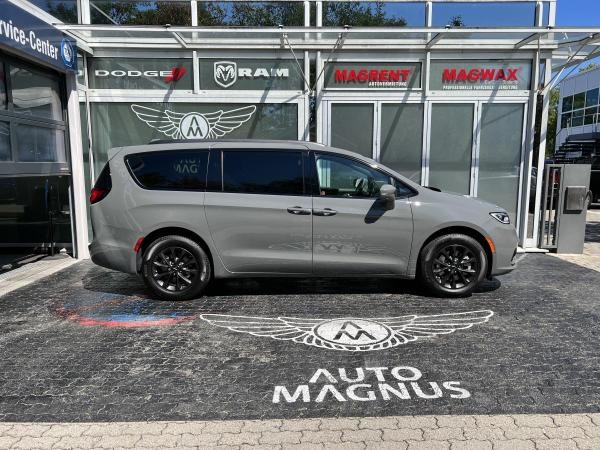 Chrysler Pacifica