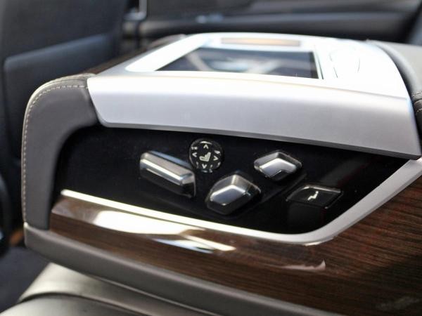 BMW 730