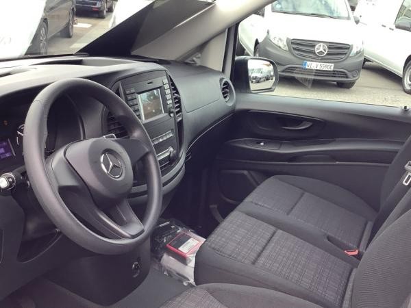Mercedes-Benz eVito