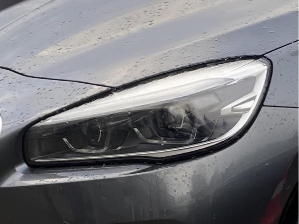 BMW 216