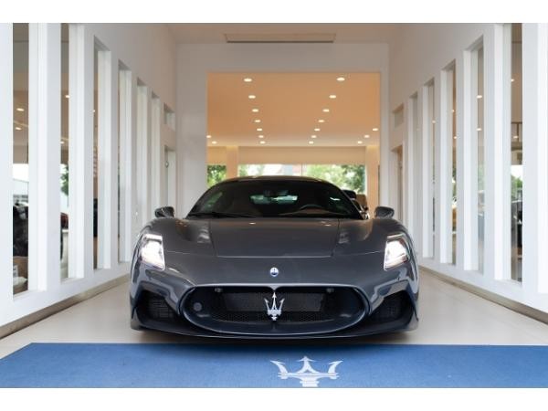 Maserati MC20