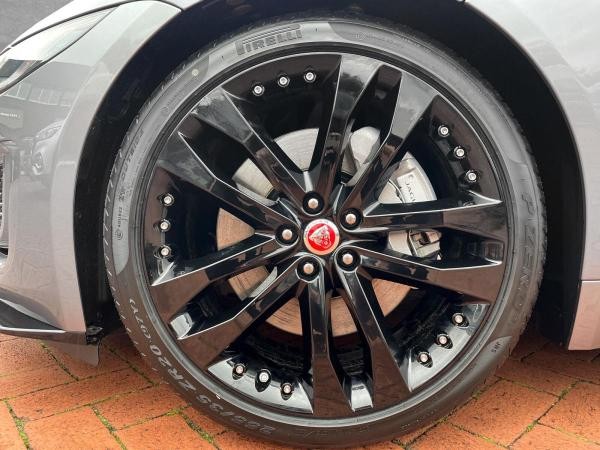Jaguar F-Type