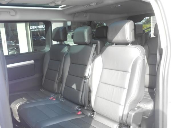 Peugeot Traveller