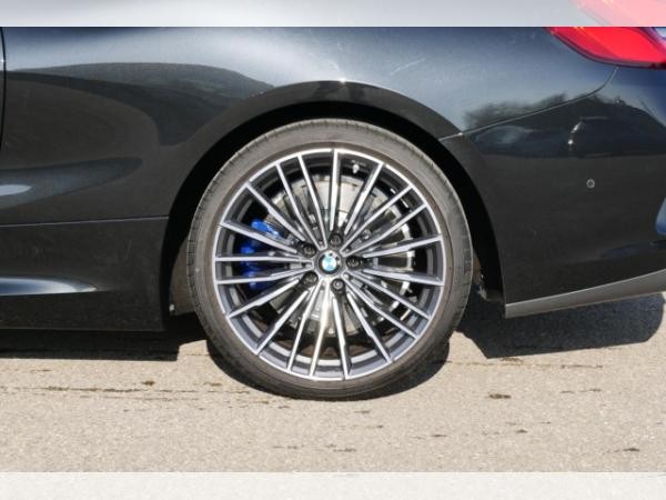 BMW 840