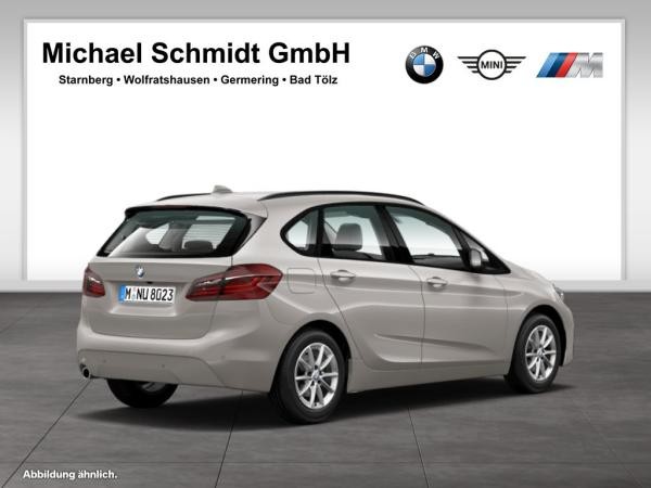 BMW 216