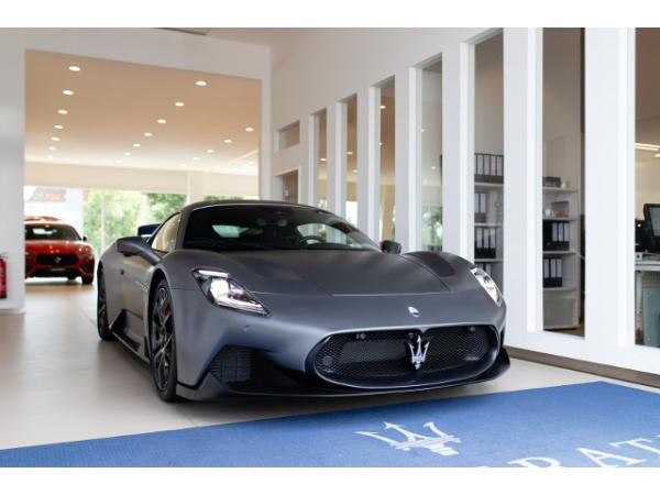 Maserati MC20