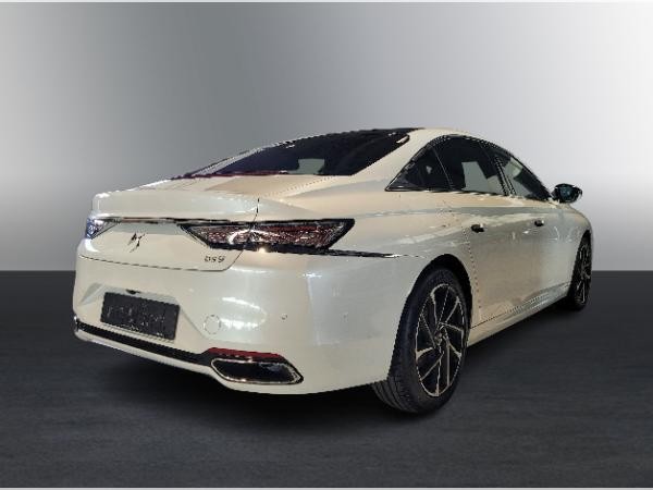 DS Automobiles DS 9
