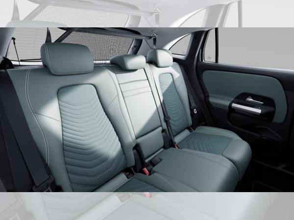 Mercedes-Benz GLA 220
