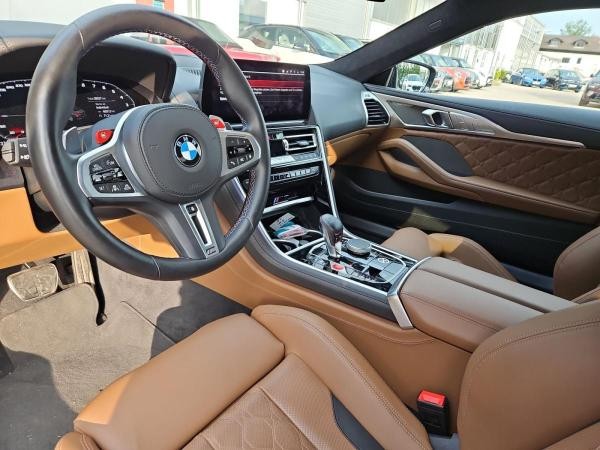 BMW M8
