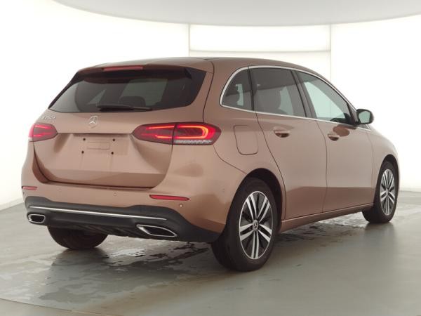 Mercedes-Benz B 250