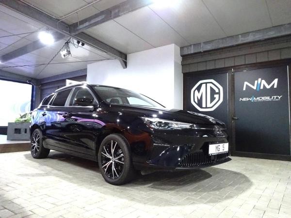 MG MG5