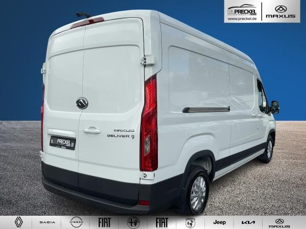 MAXUS Deliver 9