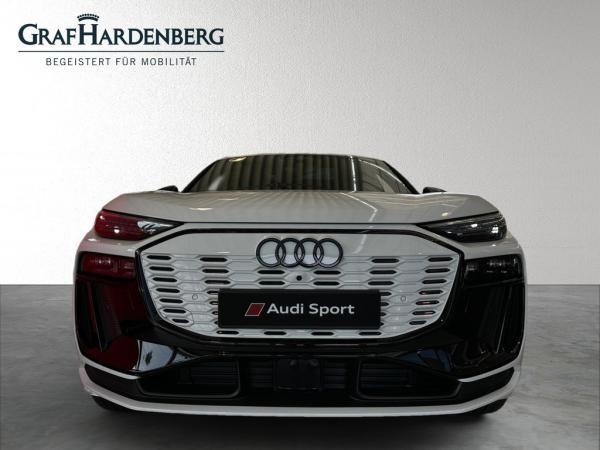Audi SQ6 e-tron