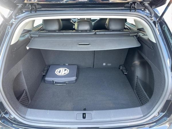 MG MG5