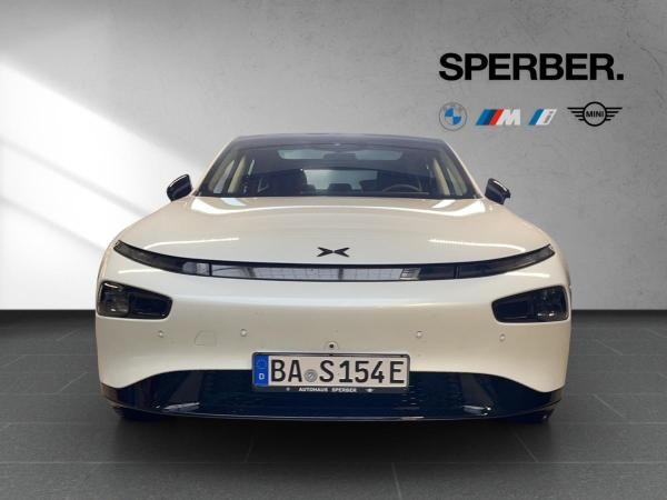 XPENG P7