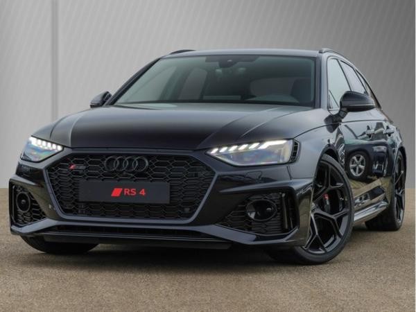 Audi RS4