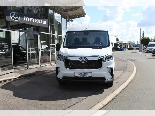 MAXUS Deliver 9