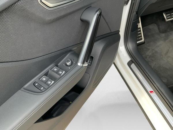 Audi SQ2
