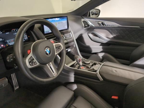 BMW M8