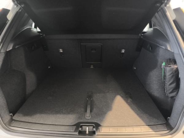 Volvo EX40
