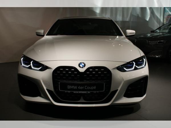 BMW M440i