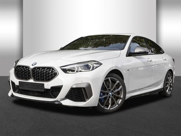 BMW M235