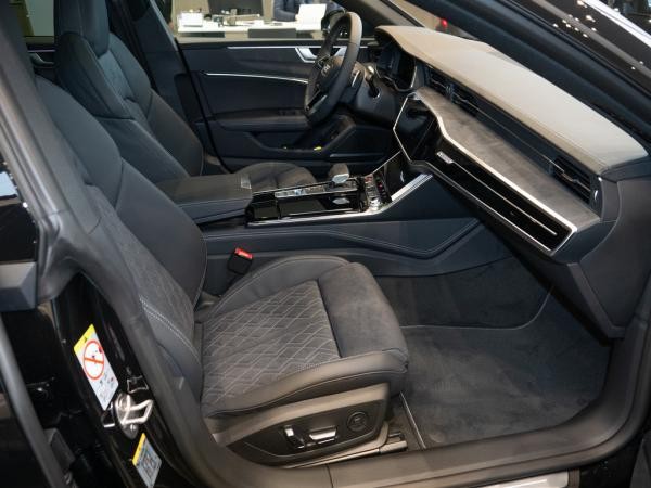 Audi S7