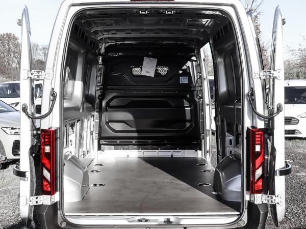 Nissan Interstar