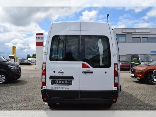 Nissan Interstar