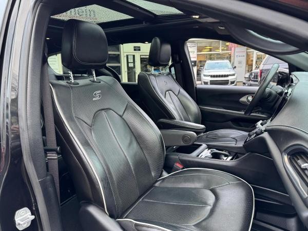 Chrysler Pacifica