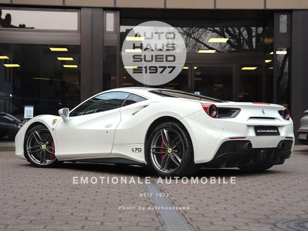 Ferrari 488