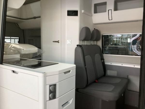 Volkswagen Grand California