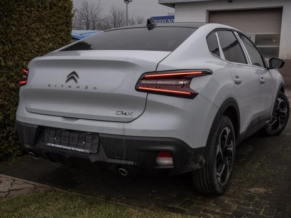 Citroën C4 X