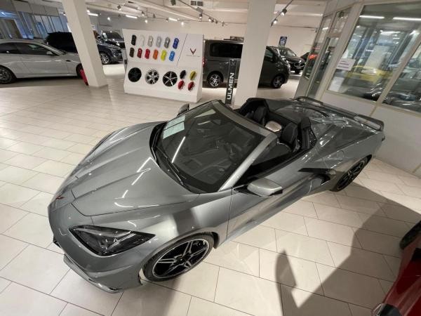 Corvette C8