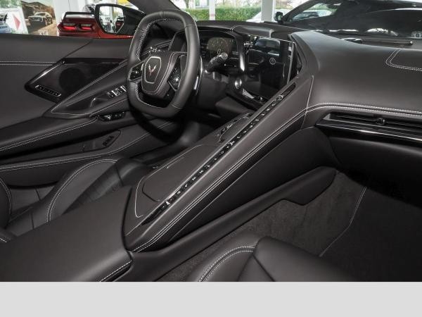 Corvette C8