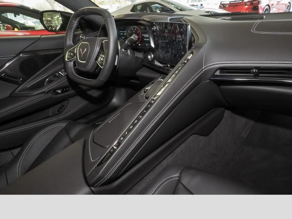 Corvette C8