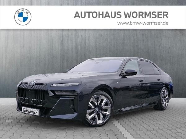 BMW i7