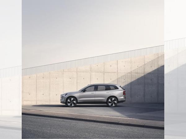Volvo EX90