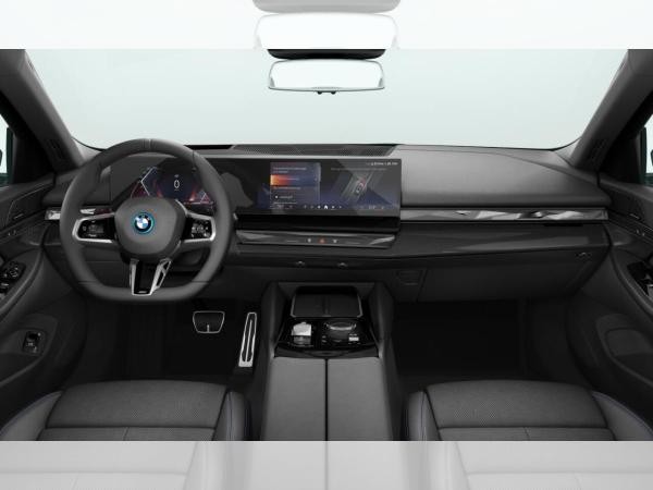 BMW 550