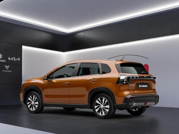 Suzuki S-Cross