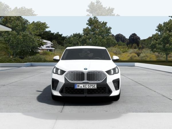 BMW iX2