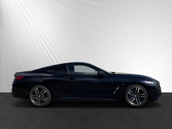 BMW M850
