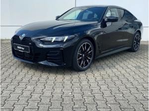 BMW M440i